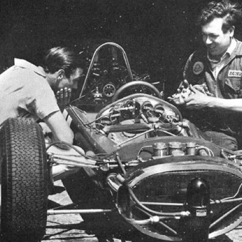 Aux petits soins de la Lotus 33 Mexico Aux petits soins de la Lotus 33 Mexico